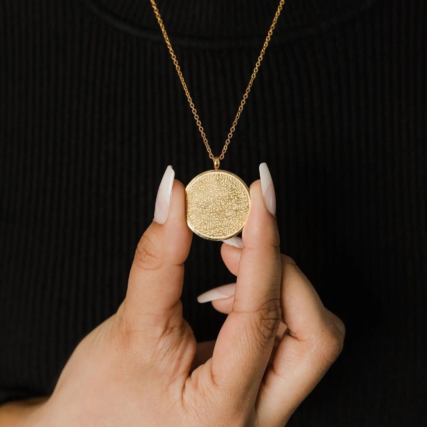 Ayatul Kursi Round Pendant - Jewelled Me