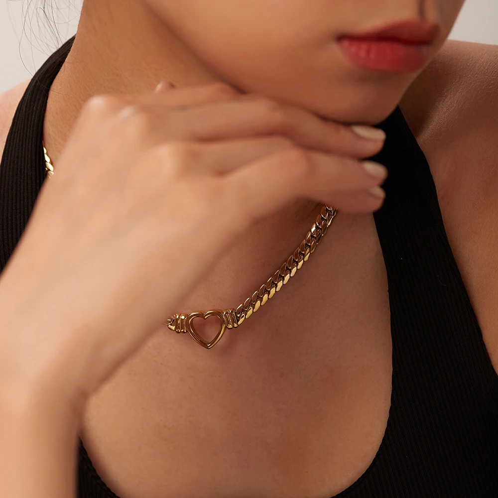 Naja Heart Necklace - Jewelled Me