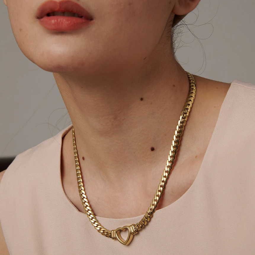 Naja Heart Necklace - Jewelled Me