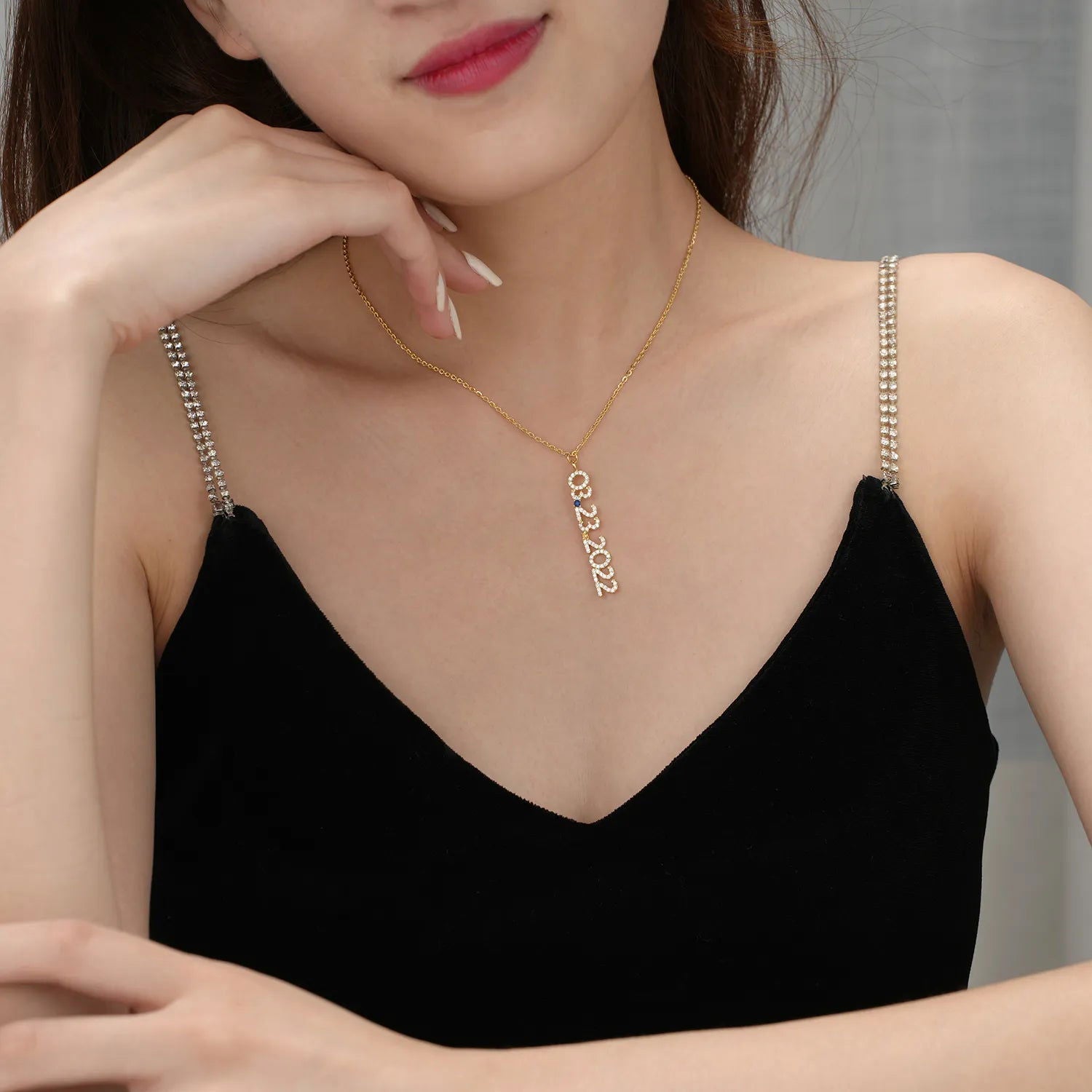Pave Custom Date Necklace (Vertical) - Jewelled Me