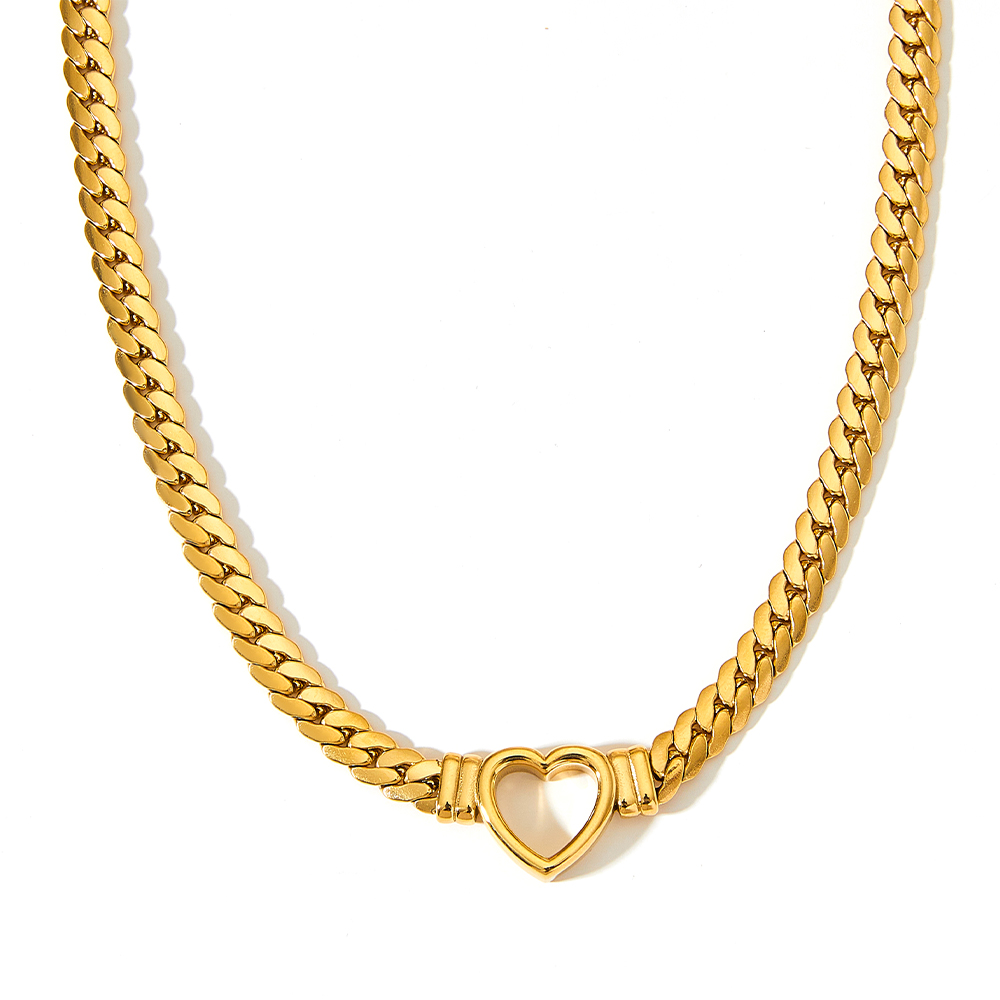 Naja Heart Necklace - Jewelled Me