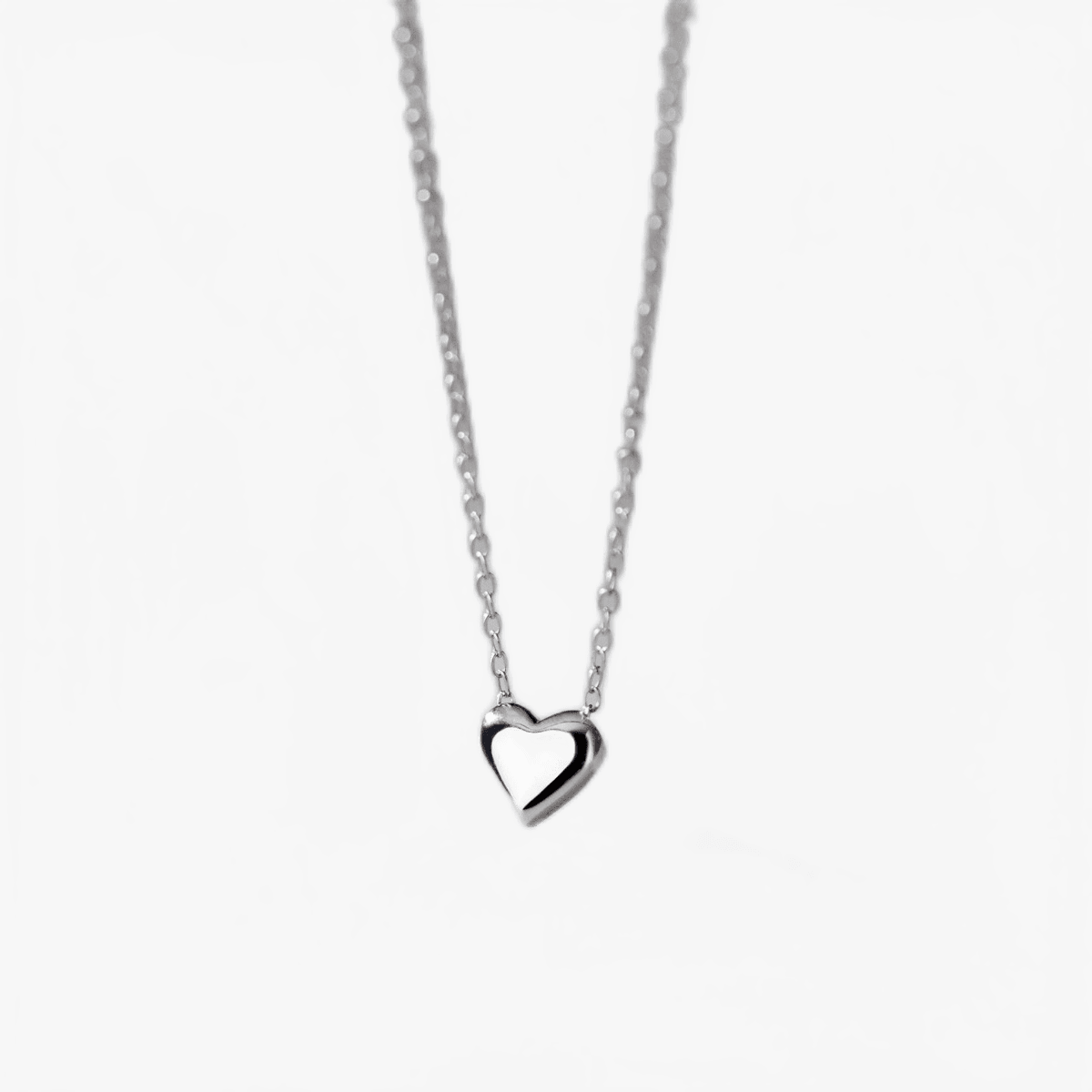 Subtle Heart Pendant Necklace - Jewelled Me